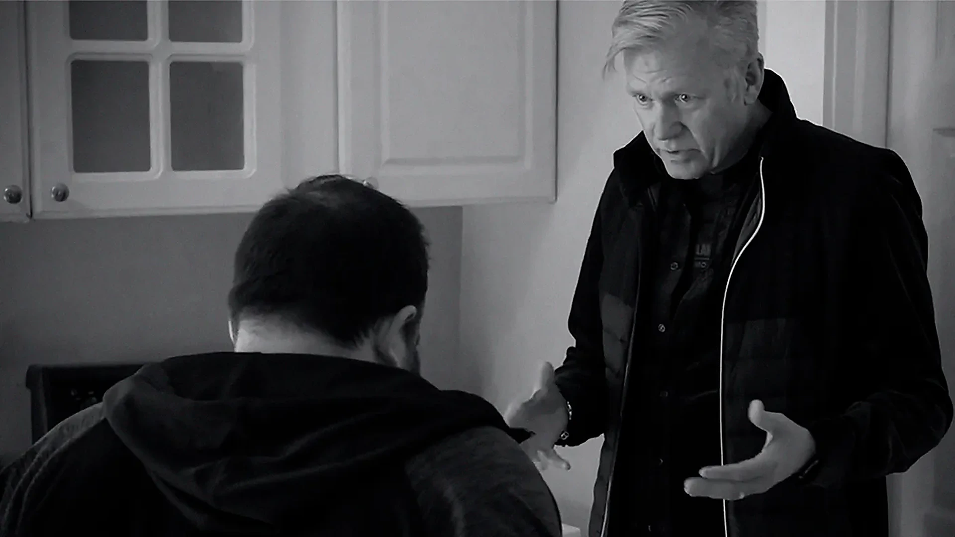 Chris Hansen confronting a suspect